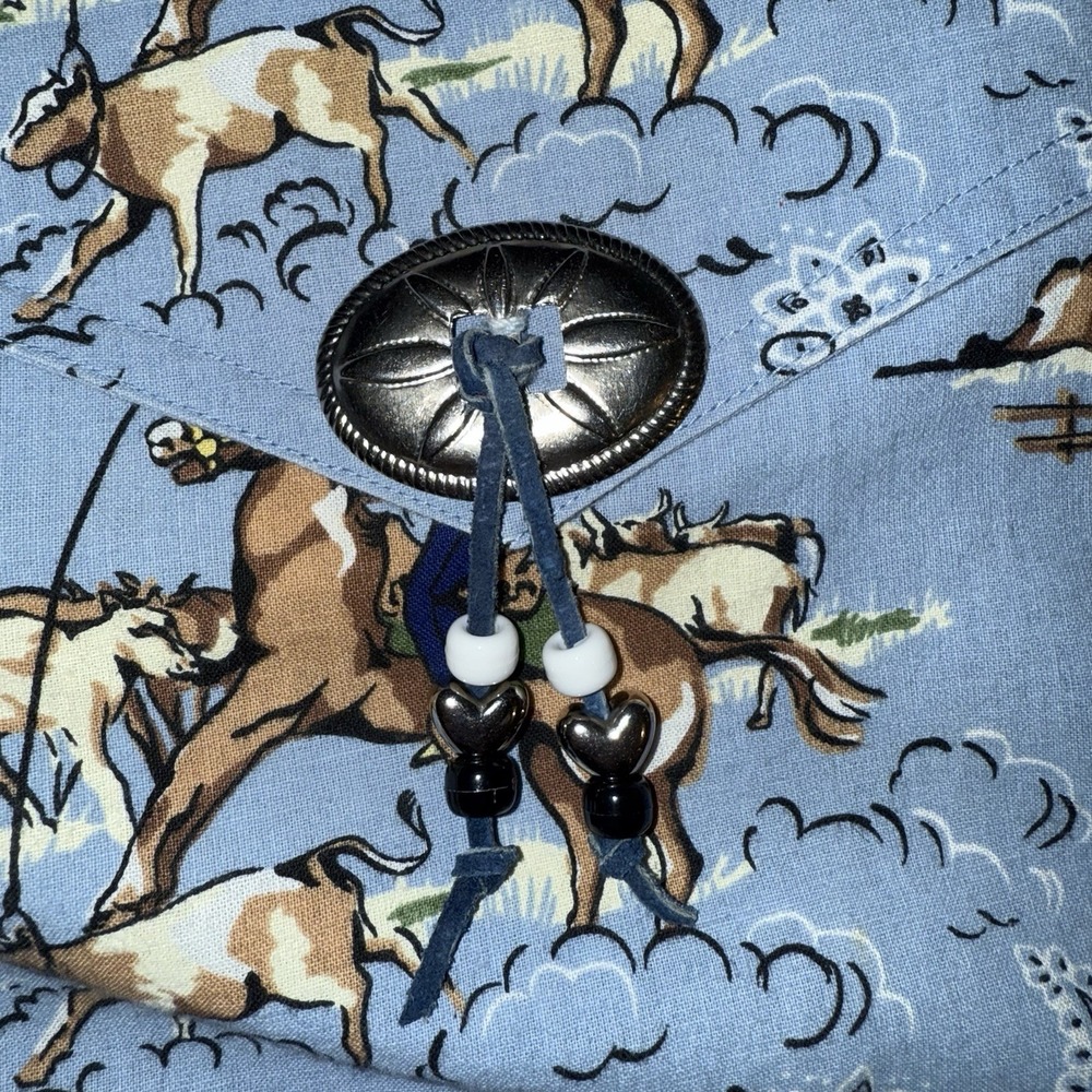 Vintage Western Pearl Snap Mens Small Rodeo Bolo Tie All Over Print Cowboy Blue - Picture 5 of 9